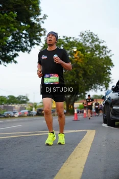 Runner Photo 4197982
