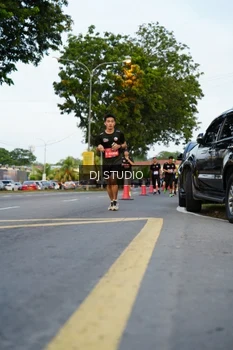 Runner Photo 4197990