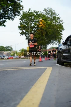 Runner Photo 4197991