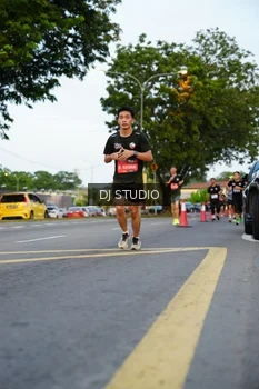 Runner Photo 4197997