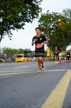 Runner Photo 4198001