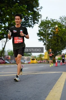 Runner Photo 4198011