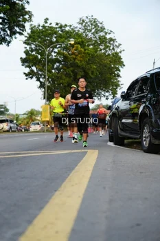 Runner Photo 4198012