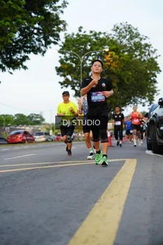 Runner Photo 4198029