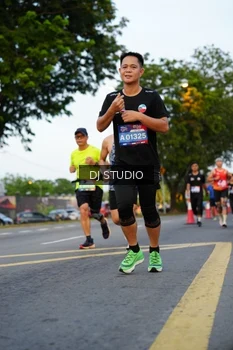 Runner Photo 4198036