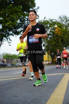 Runner Photo 4198040