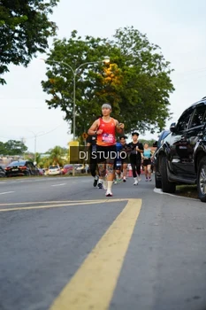 Runner Photo 4198047