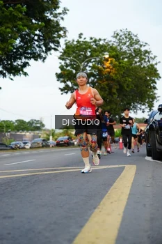 Runner Photo 4198064