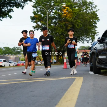 Runner Photo 4198066