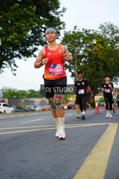Runner Photo 4198067