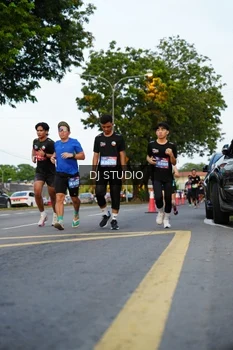Runner Photo 4198072