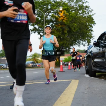 Runner Photo 4198099