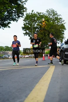 Runner Photo 4198119
