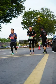 Runner Photo 4198120