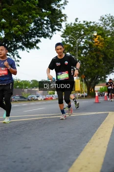 Runner Photo 4198127
