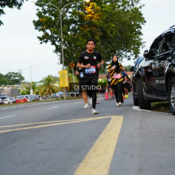 Runner Photo 4198143