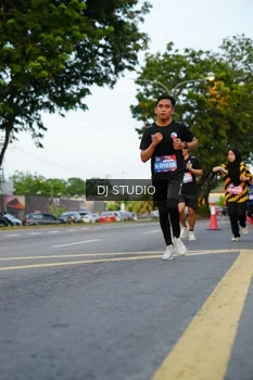 Runner Photo 4198154
