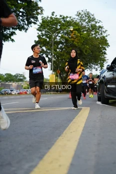 Runner Photo 4198162