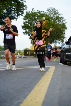 Runner Photo 4198174