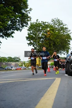 Runner Photo 4198181