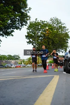 Runner Photo 4198182