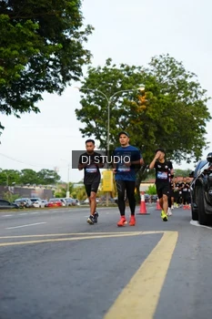 Runner Photo 4198186
