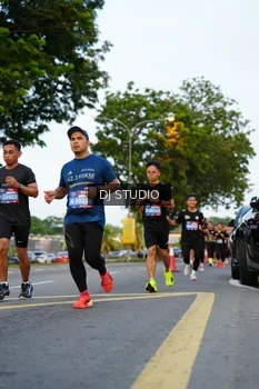 Runner Photo 4198198