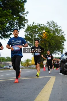 Runner Photo 4198199