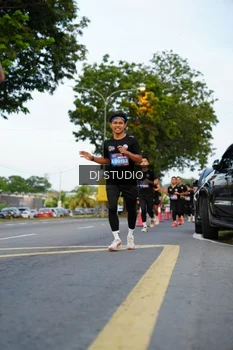 Runner Photo 4198205