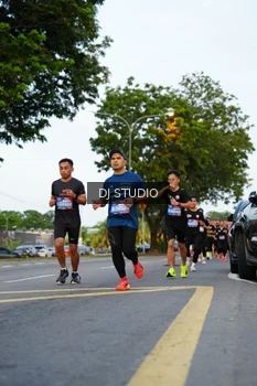 Runner Photo 4198212