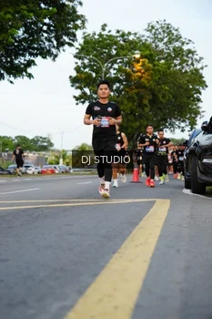 Runner Photo 4198220