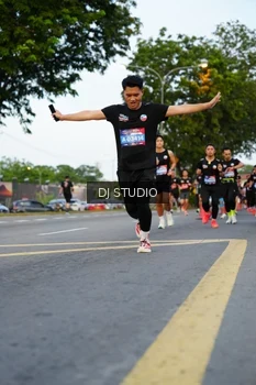 Runner Photo 4198227