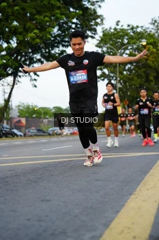 Runner Photo 4198233