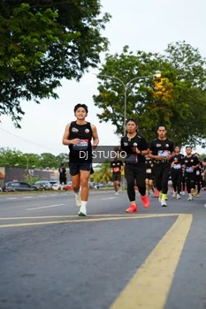 Runner Photo 4198241