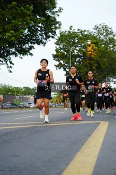 Runner Photo 4198242