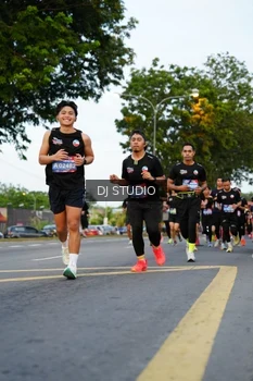 Runner Photo 4198247