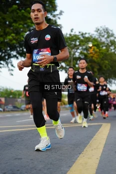 Runner Photo 4198270