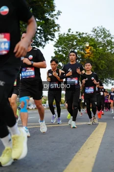 Runner Photo 4198276