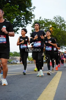 Runner Photo 4198280