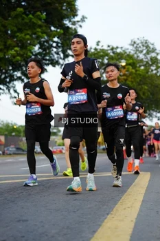 Runner Photo 4198292