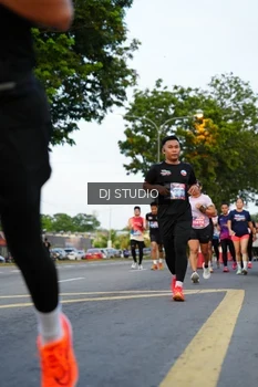 Runner Photo 4198298