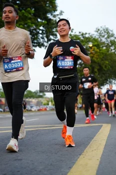 Runner Photo 4198302