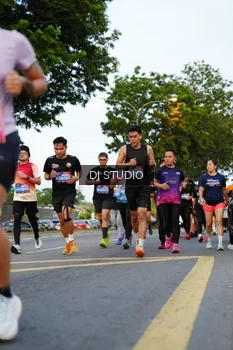 Runner Photo 4198321