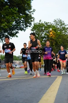 Runner Photo 4198329