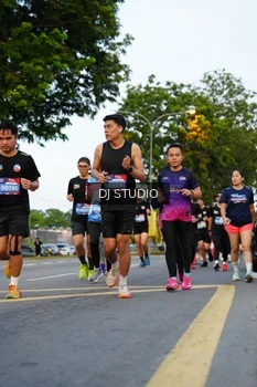 Runner Photo 4198334