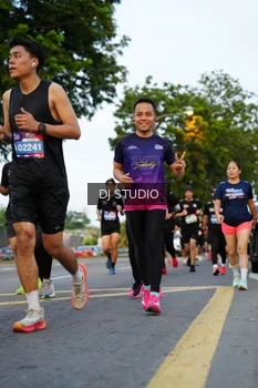 Runner Photo 4198339