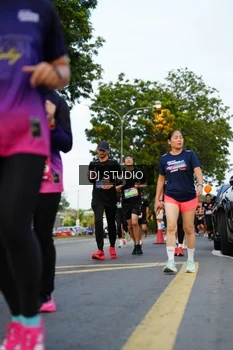 Runner Photo 4198349