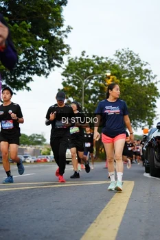 Runner Photo 4198352