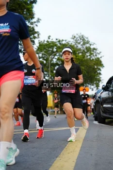 Runner Photo 4198370