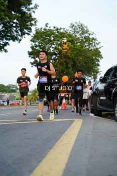 Runner Photo 4198388